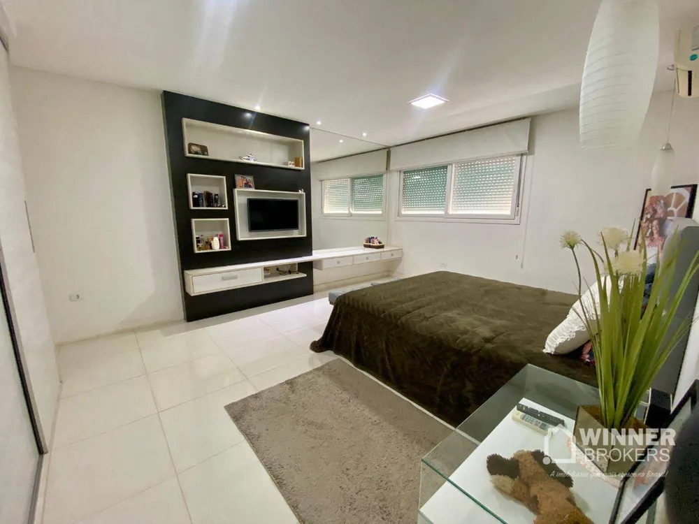 Casa, 3 quartos, 241 m² - Foto 8