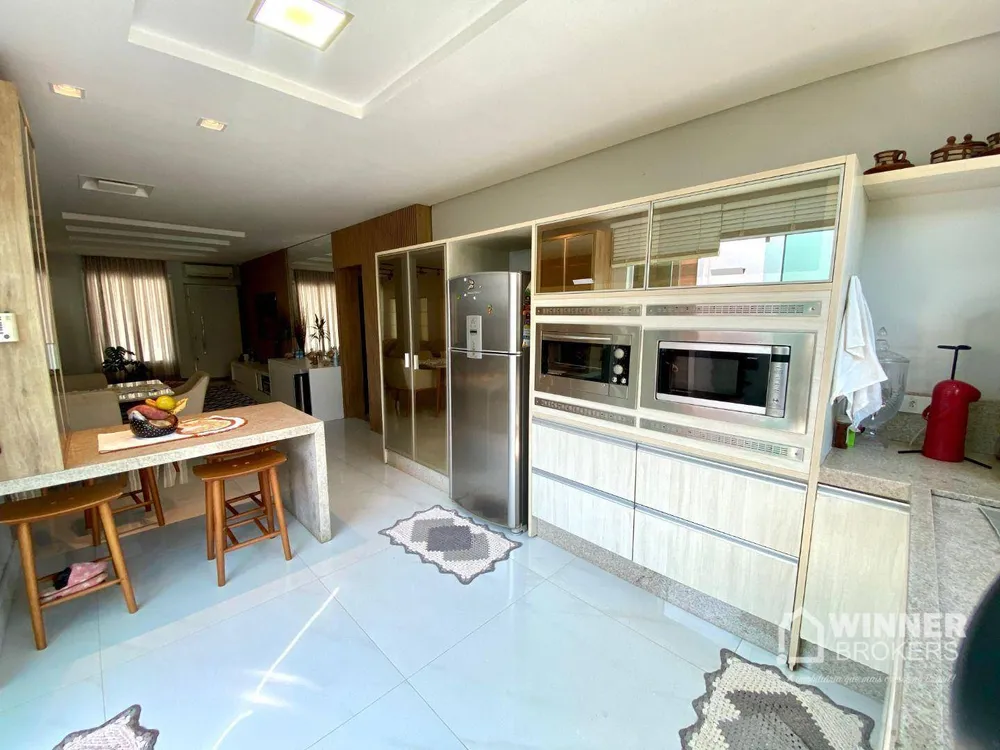 Casa, 3 quartos, 241 m² - Foto 4
