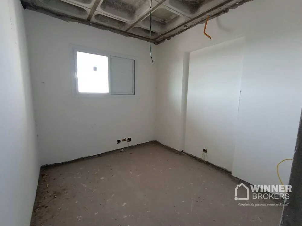 Apartamento à venda com 3 quartos, 158m² - Foto 4