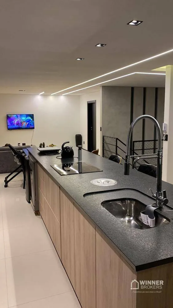 Cobertura, 3 quartos, 279 m² - Foto 1