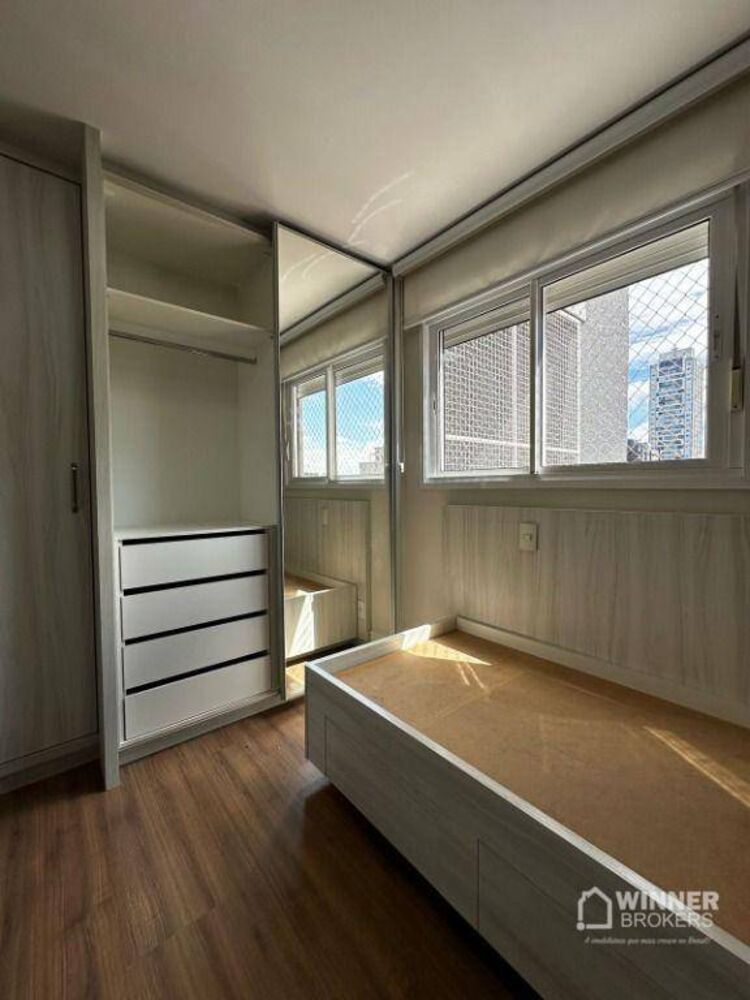 Apartamento para alugar com 3 quartos, 120m² - Foto 4