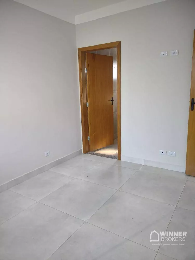 Casa à venda com 3 quartos, 71m² - Foto 4