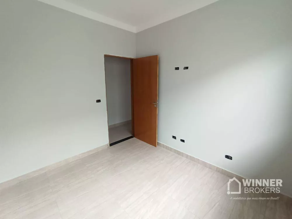 Casa à venda com 3 quartos, 98m² - Foto 7