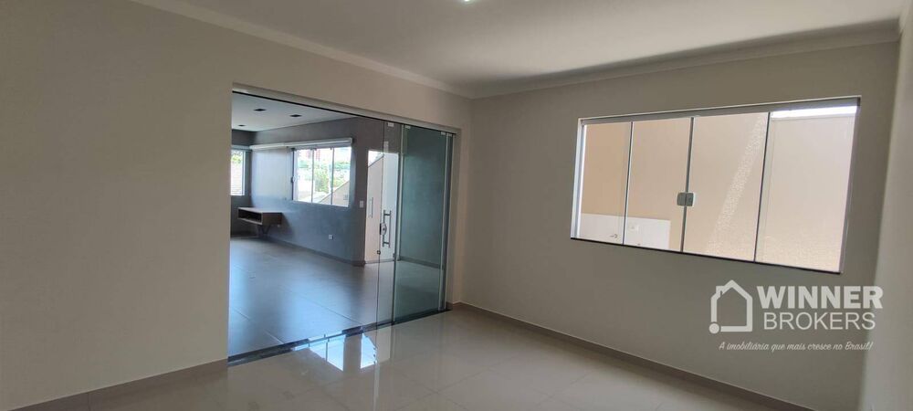 Sobrado à venda com 3 quartos, 220m² - Foto 2