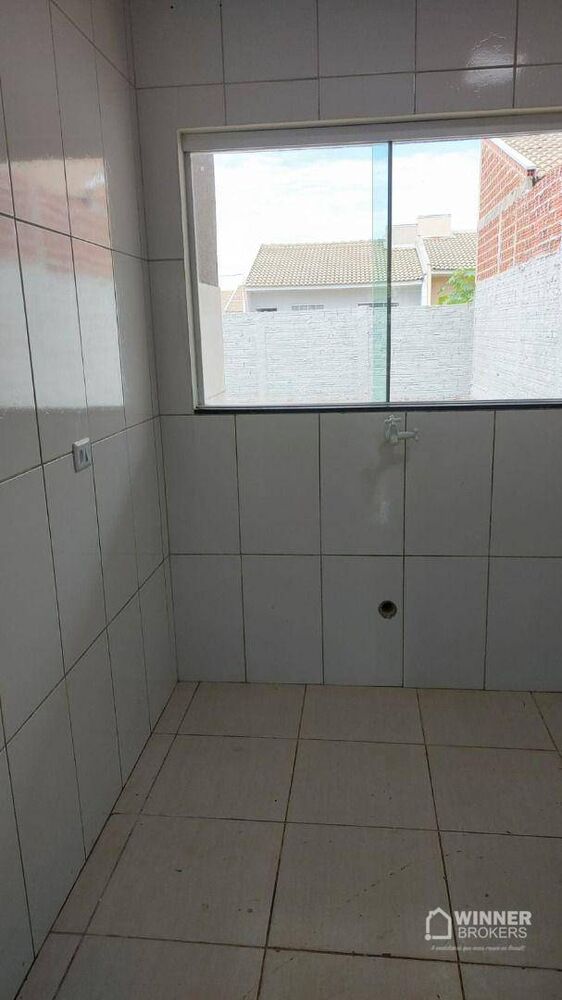 Casa à venda com 2 quartos, 53m² - Foto 4