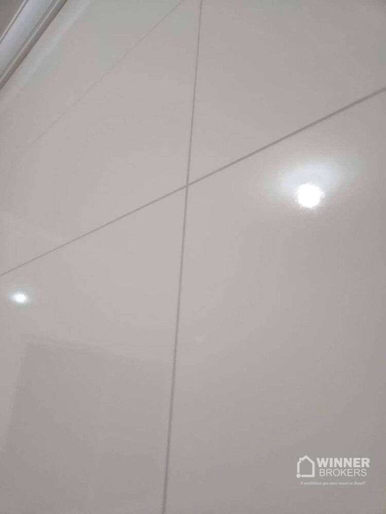 Casa à venda com 2 quartos, 70m² - Foto 9