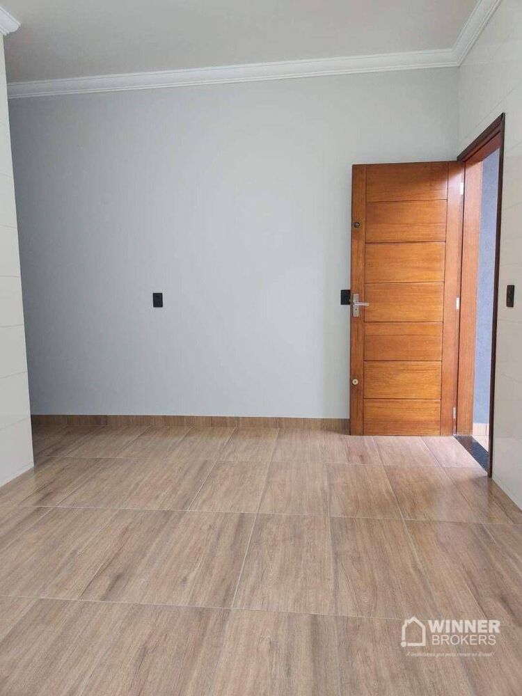 Casa à venda com 2 quartos, 70m² - Foto 14