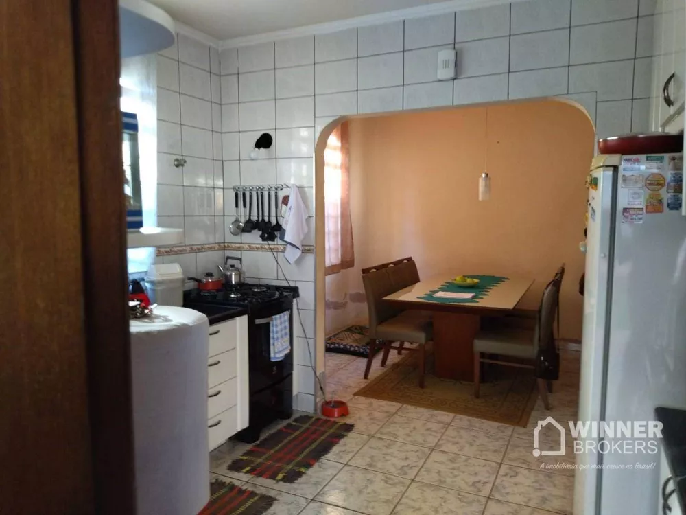 Casa à venda com 3 quartos, 180m² - Foto 5