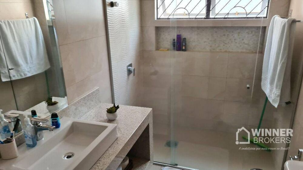 Sobrado à venda com 5 quartos, 286m² - Foto 8