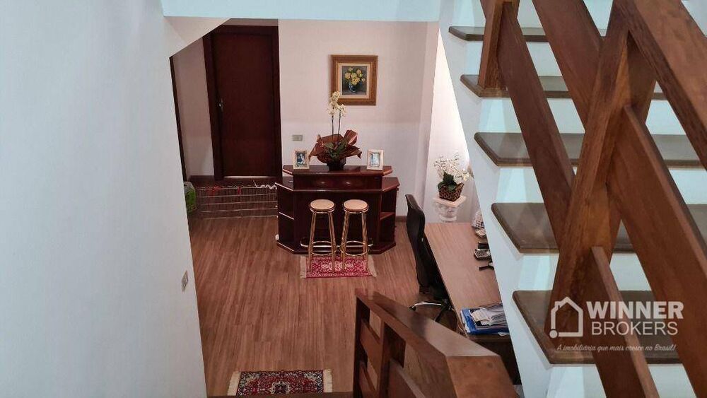 Sobrado à venda com 5 quartos, 286m² - Foto 6