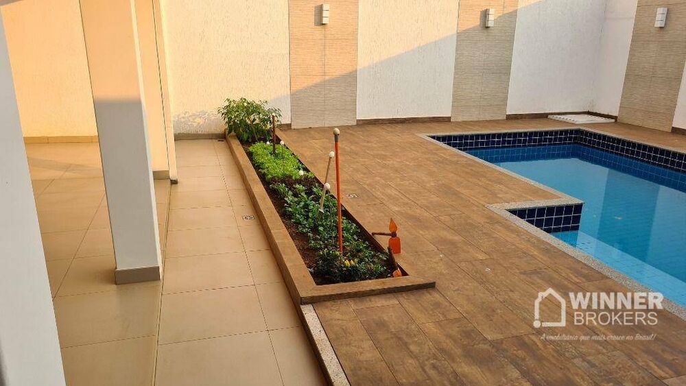 Sobrado à venda com 5 quartos, 286m² - Foto 2