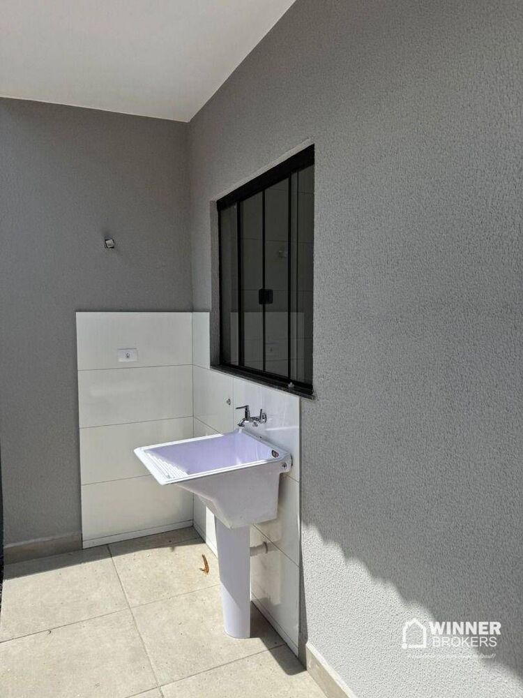 Casa à venda com 3 quartos, 75m² - Foto 8