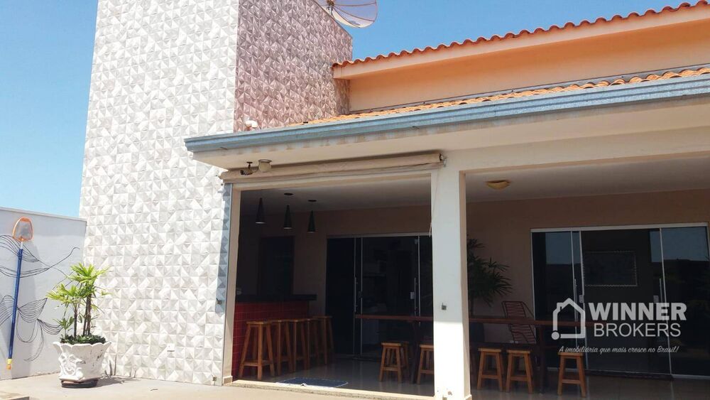 Sobrado, 3 quartos, 195 m² - Foto 2