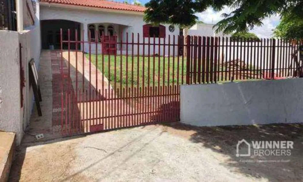 Casa, 4 quartos, 220 m² - Foto 1