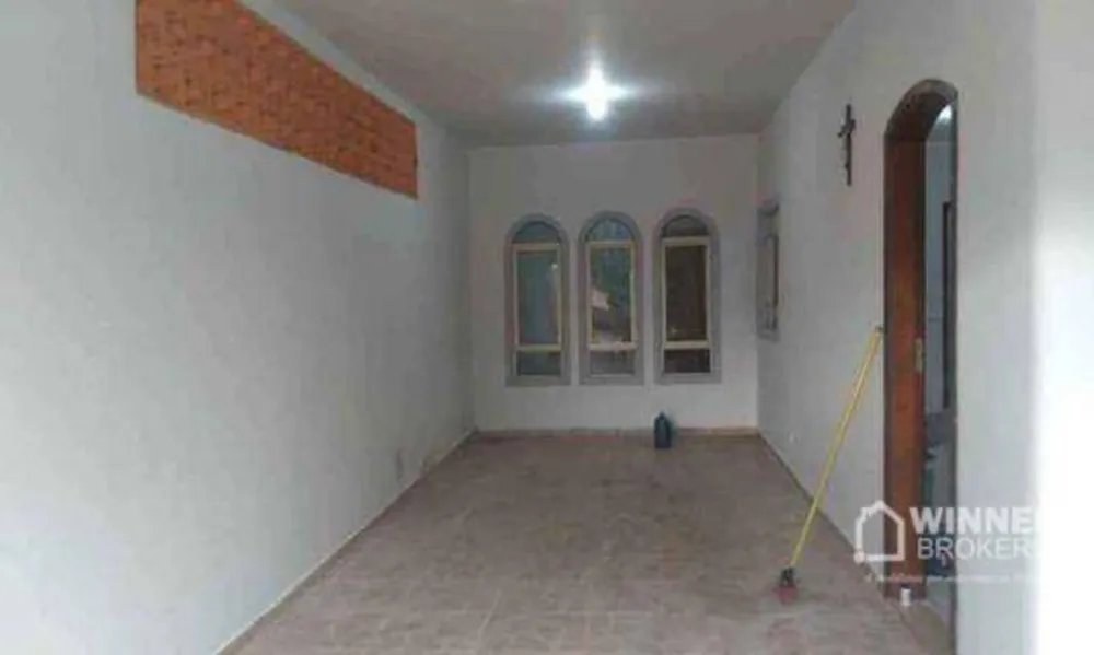 Casa, 4 quartos, 220 m² - Foto 2