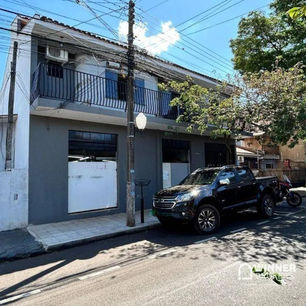 Sobrado, 3 quartos, 419 m² - Foto 1