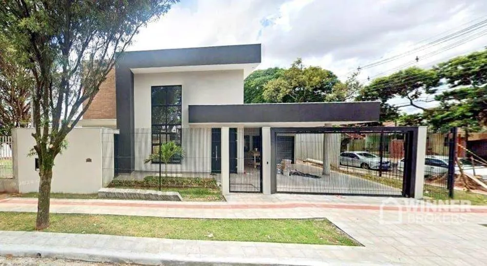 Casa à venda com 3 quartos, 157m² - Foto 1