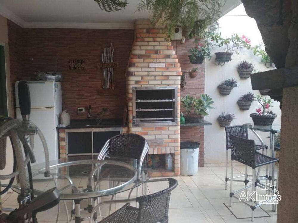 Casa, 4 quartos, 260 m² - Foto 11