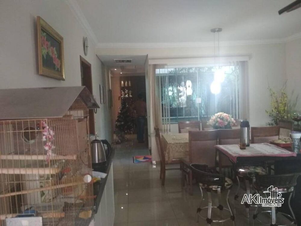 Casa, 4 quartos, 260 m² - Foto 6