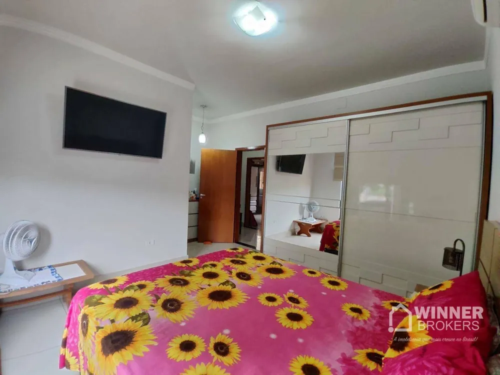 Casa, 4 quartos, 245 m² - Foto 5