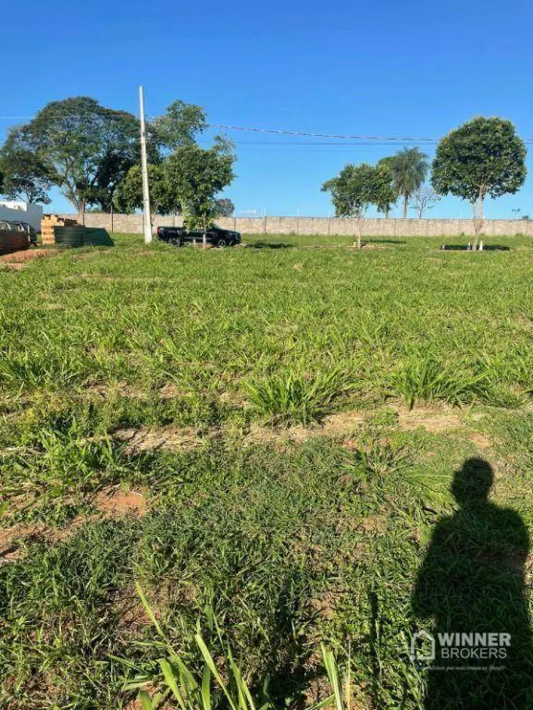 Loteamento e Condomínio, 450 m² - Foto 1