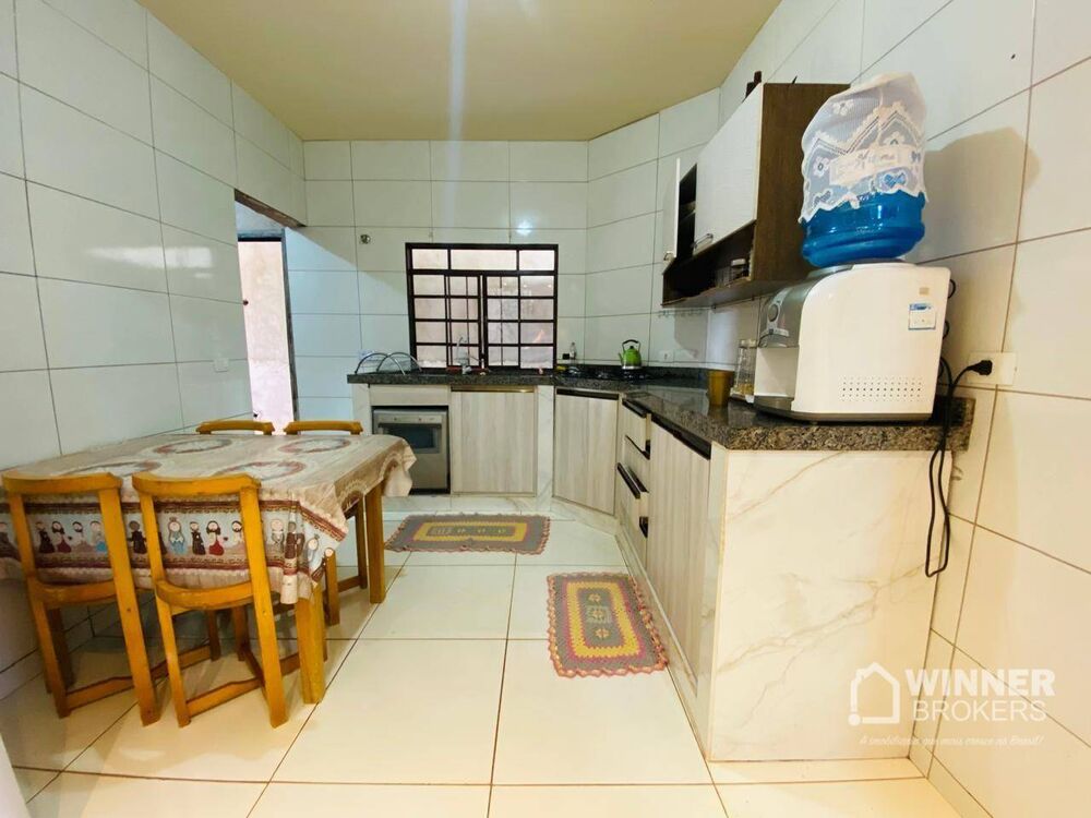 Casa à venda com 2 quartos, 110m² - Foto 8