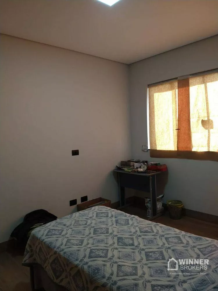 Casa à venda com 4 quartos, 225m² - Foto 6