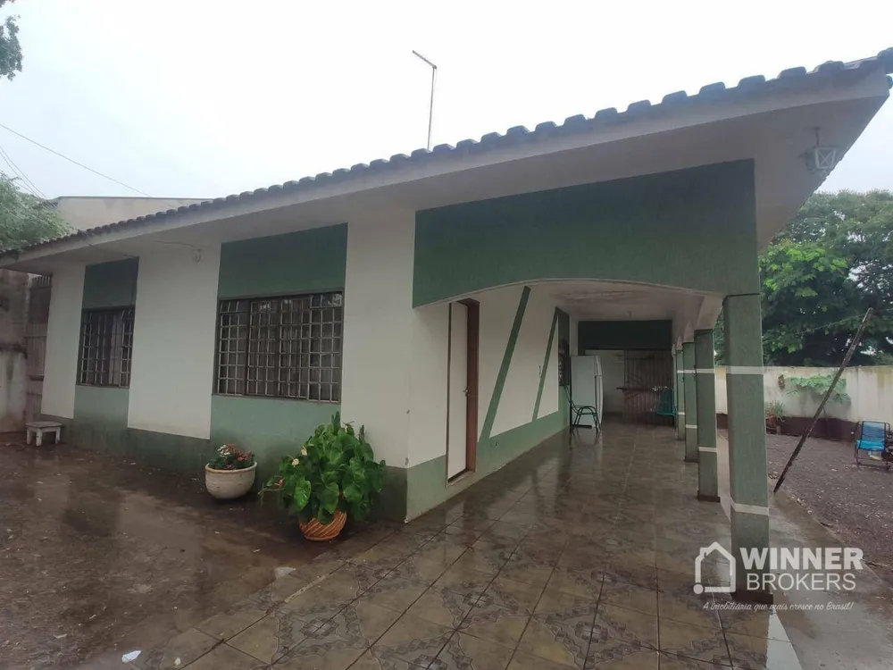 Casa, 5 quartos, 211 m² - Foto 1