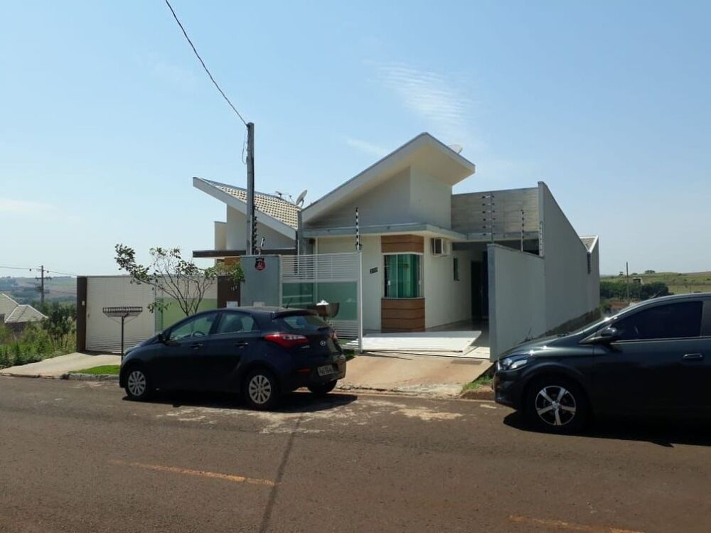 Casa à venda com 3 quartos, 105m² - Foto 2