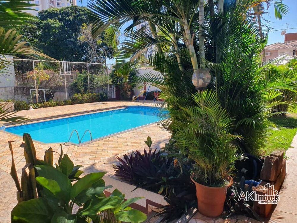 Sobrado, 4 quartos, 649 m² - Foto 2