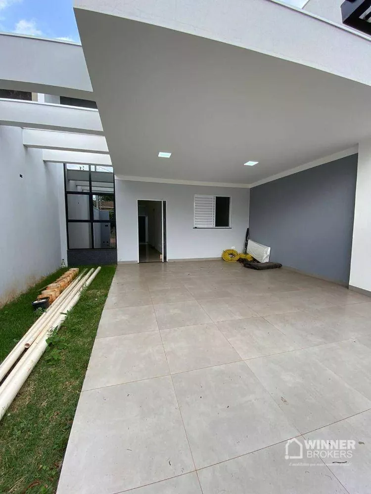 Casa à venda com 3 quartos, 122m² - Foto 2