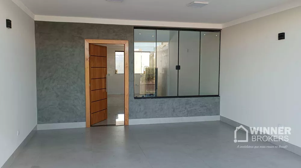 Casa à venda com 3 quartos, 149m² - Foto 1