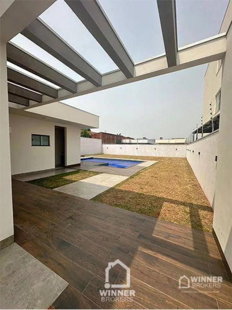 Casa à venda com 3 quartos, 200m² - Foto 4