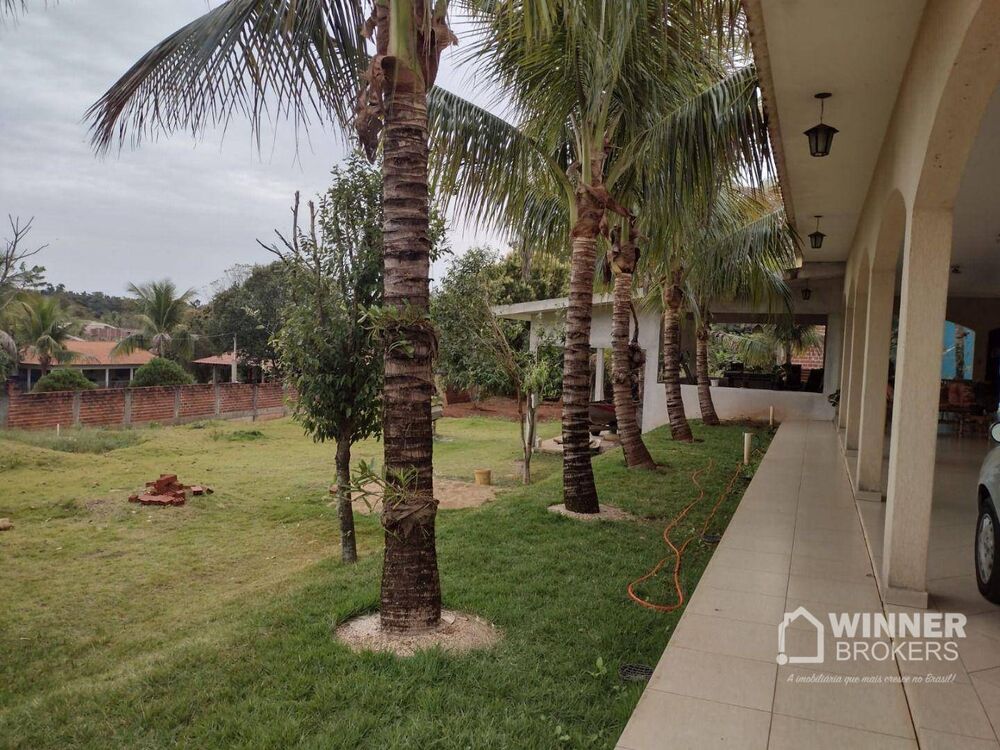 Chácara à venda com 3 quartos, 346m² - Foto 2