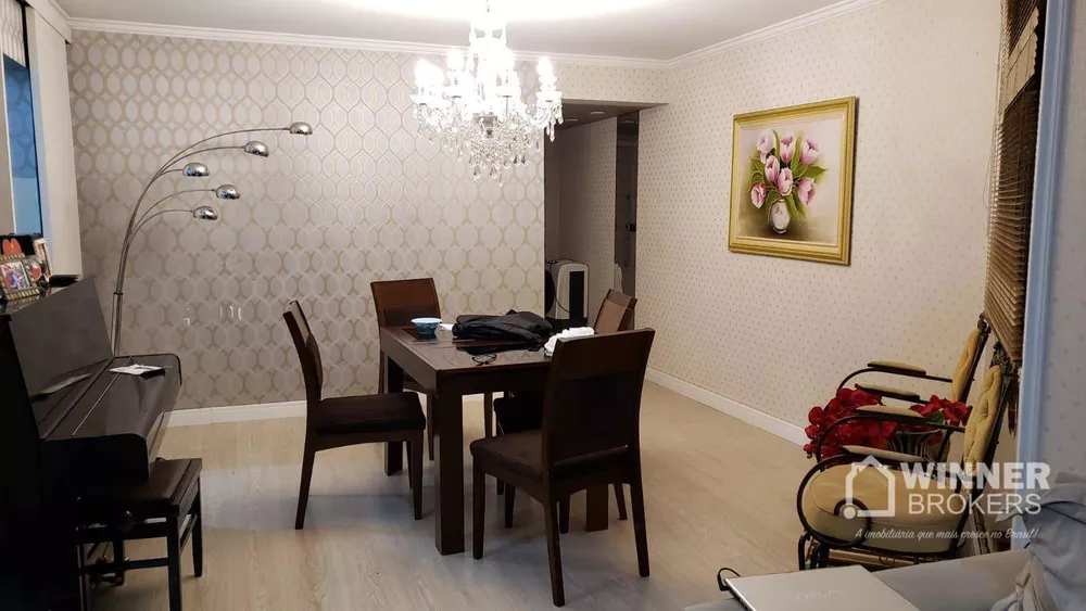 Apartamento à venda com 3 quartos, 169m² - Foto 4