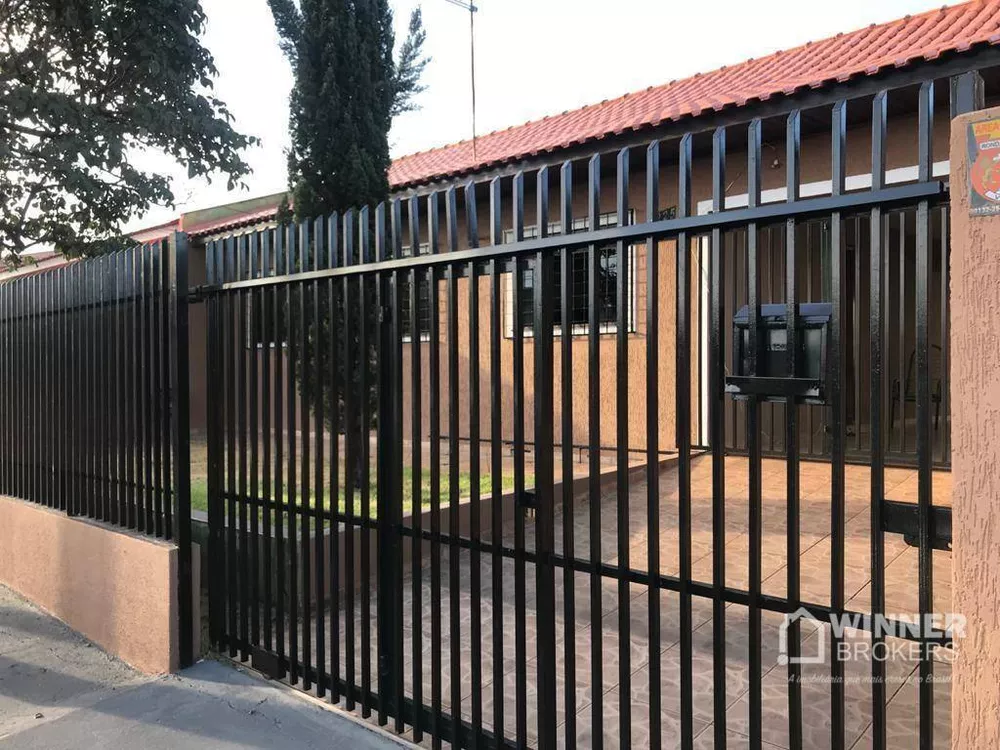 Casa à venda com 4 quartos, 150m² - Foto 3