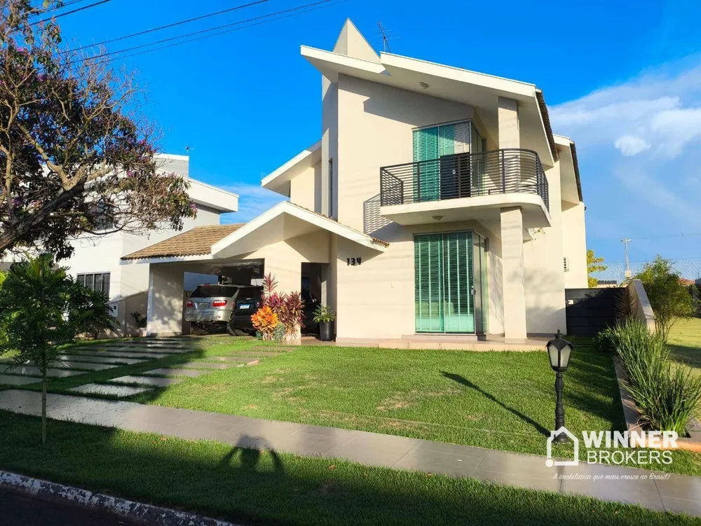 Sobrado, 3 quartos, 350 m² - Foto 1