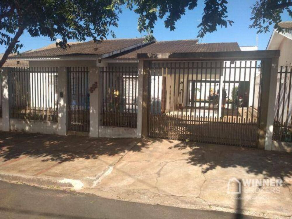 Casa, 3 quartos, 186 m² - Foto 1