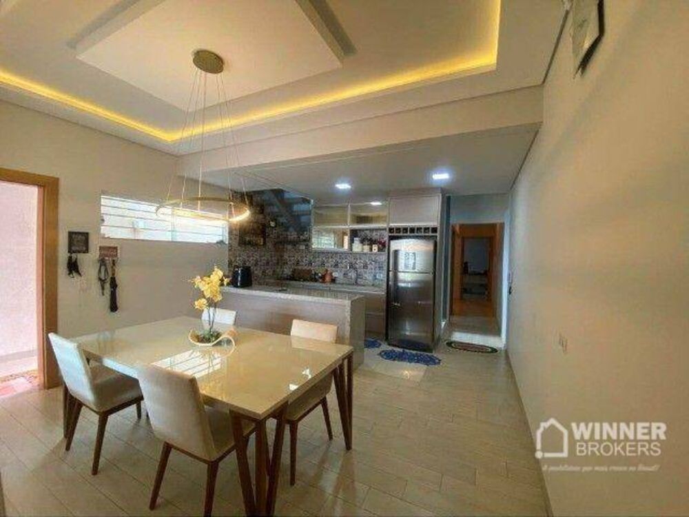 Sobrado à venda com 3 quartos, 144m² - Foto 1