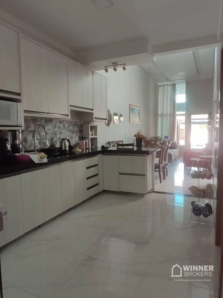Casa, 3 quartos, 105 m² - Foto 1