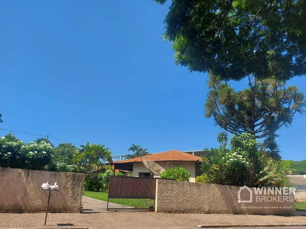 Casa, 4 quartos, 480 m² - Foto 1