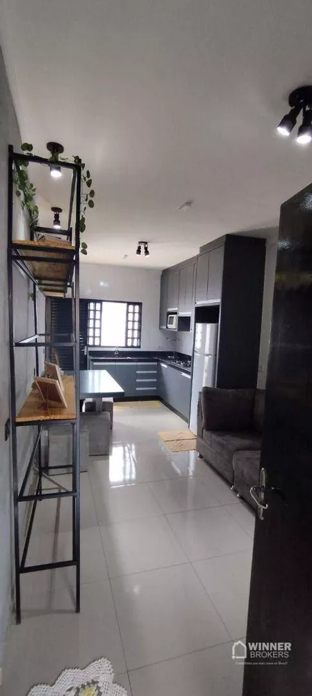 Casa à venda com 2 quartos, 54m² - Foto 4