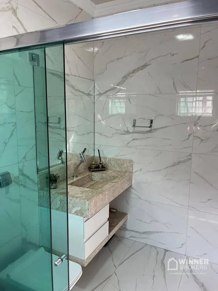 Casa, 3 quartos, 215 m² - Foto 4