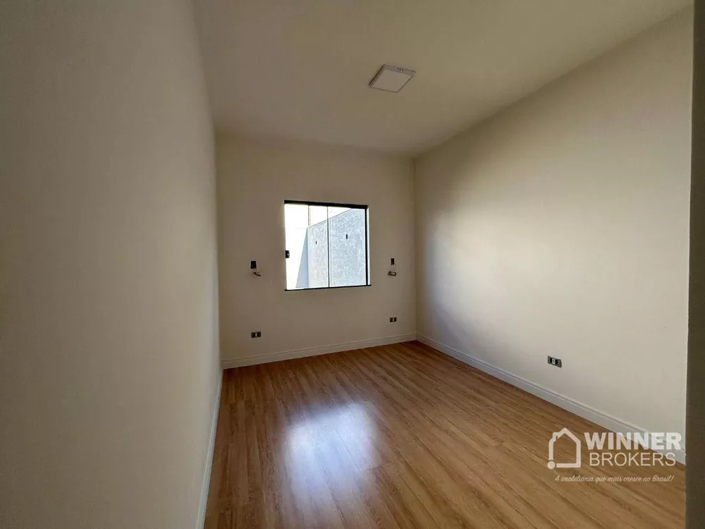 Casa à venda com 2 quartos, 110m² - Foto 4