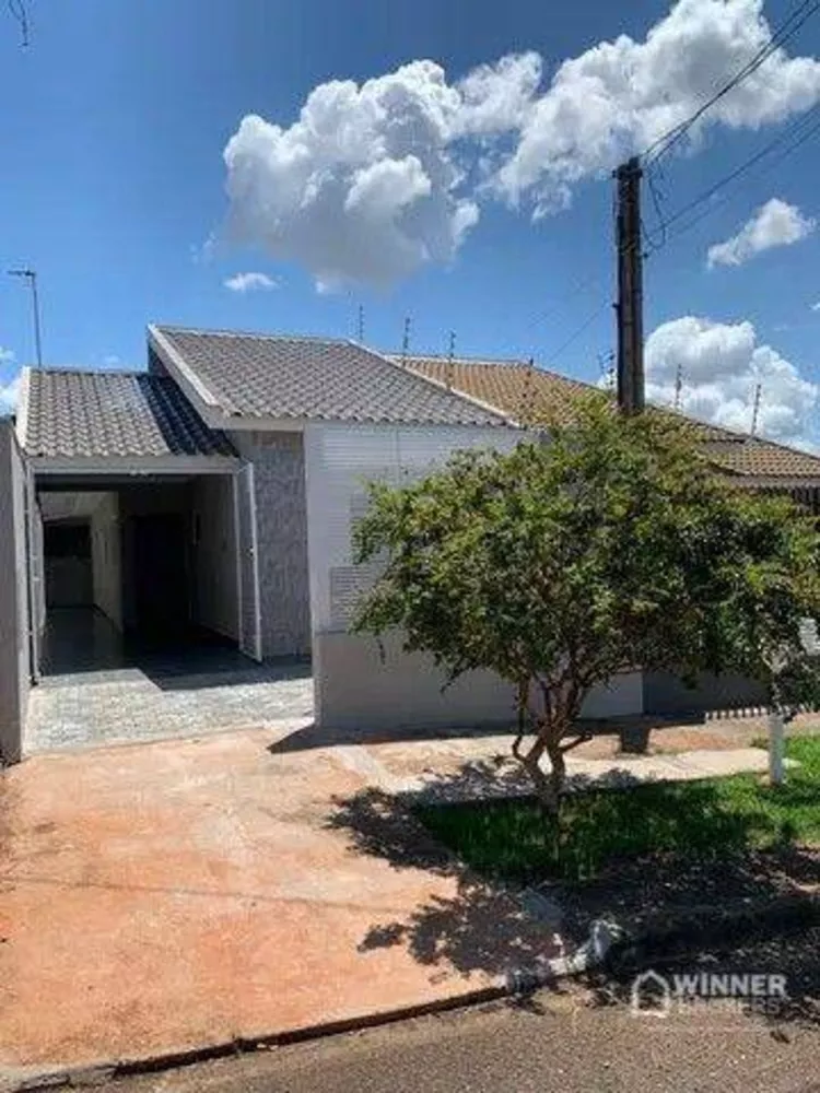 Casa à venda com 3 quartos, 105m² - Foto 1