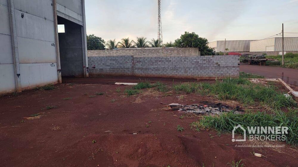 Depósito-Galpão, 920 m² - Foto 2