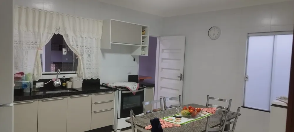 Casa, 3 quartos, 250 m² - Foto 3