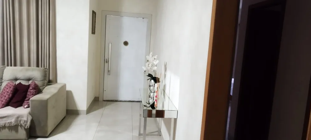 Casa, 3 quartos, 250 m² - Foto 1
