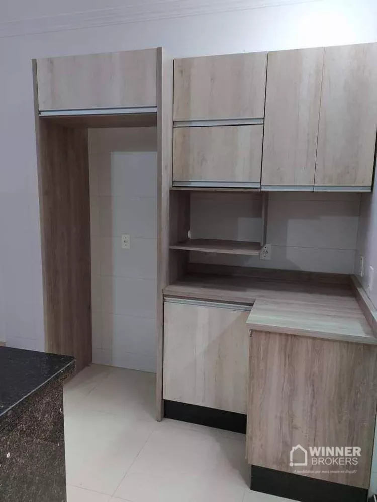 Casa à venda com 3 quartos, 98m² - Foto 4