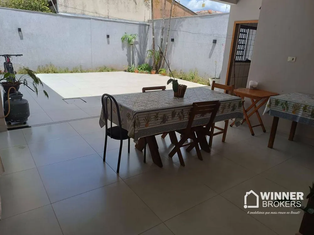 Casa, 3 quartos, 179 m² - Foto 3